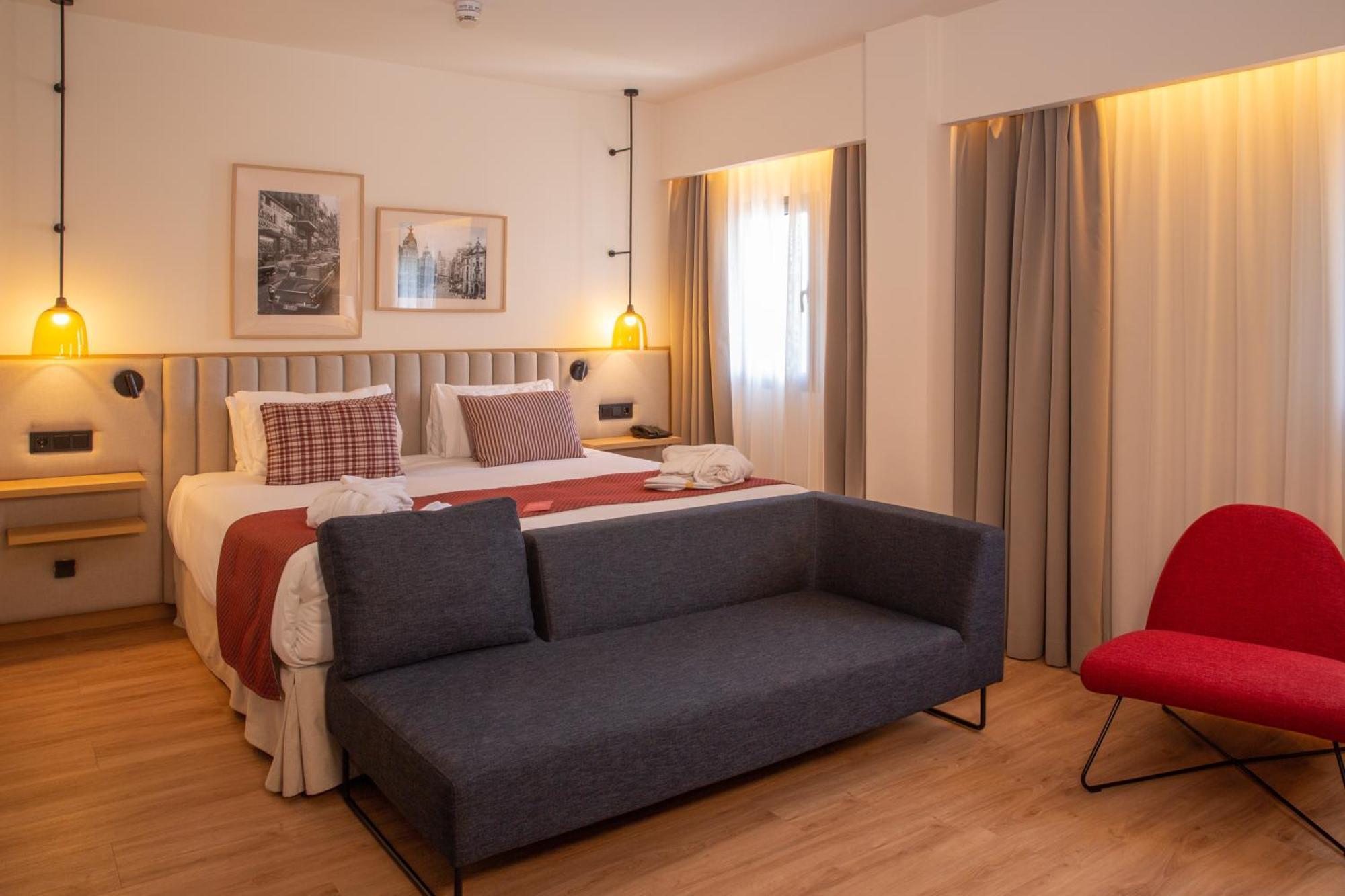 Отель Ramada By Wyndham Madrid Хетафе Экстерьер фото